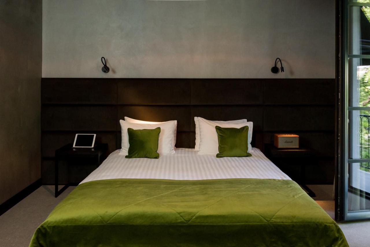 Brik Hotel Одесса Экстерьер фото